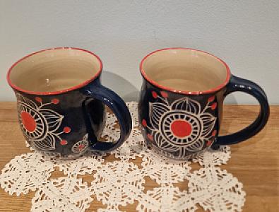Kunstnik Hele Mall Maask kruusid